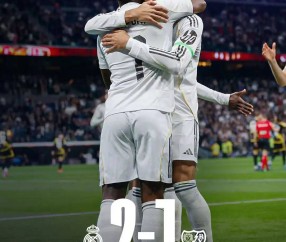 九游娱乐- 姆巴佩这张图火爆网络!网友群嘲巴萨名将太狼狈 