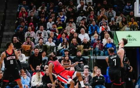 九游体育- 杜兰特关键节点出色防守,快船带队取胜的是谁 