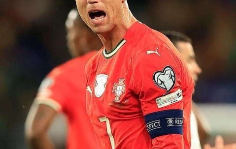 九游体育-关于C罗遭遇二十连败，加拿大队教练面临压力！的信息