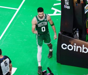 九游娱乐-塔图姆迎来十赛季高光表现，TL球迷沸腾！的简单介绍