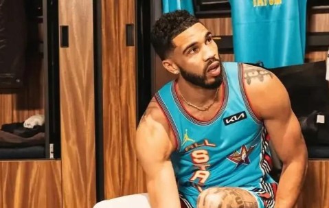 九游-关于塔图姆爆冷击败独行侠，高光表现引爆全场！的信息