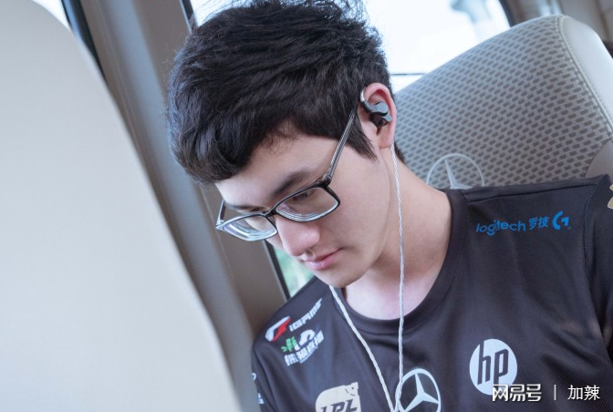 关于Karsa新星突破纪录表现惊艳,DWG未来可期!的信息 关于Karsa新星突破纪录表现惊艳,DWG未来可期!的信息